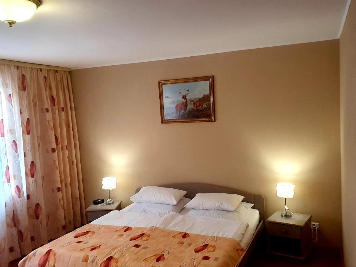 Hotel Клодзко Екстериор снимка