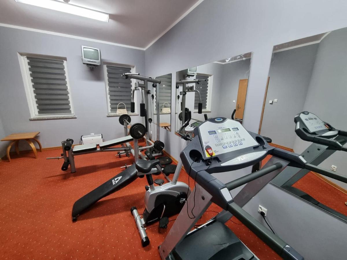 Hotel Клодзко Екстериор снимка